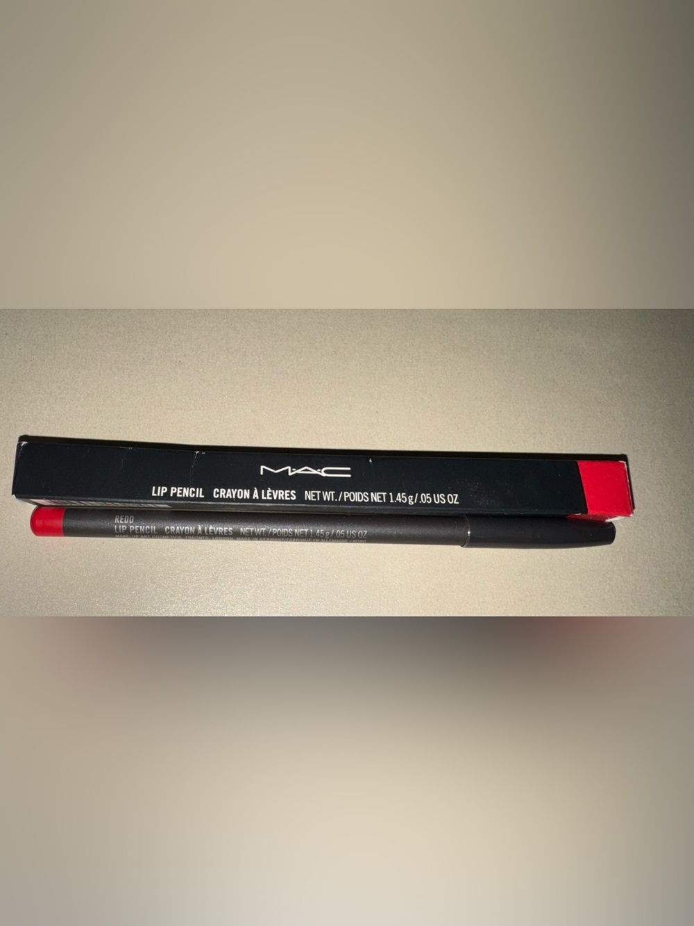 MAC Redd Lipliner